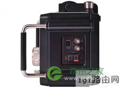 接收机通常是一个精密的家庭影院系统的核心