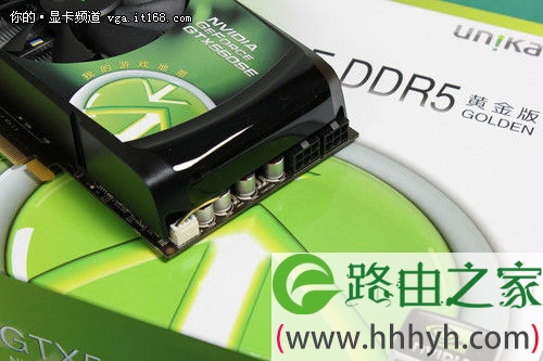 轻松畅玩游戏！双敏公版双热管GTX560SE