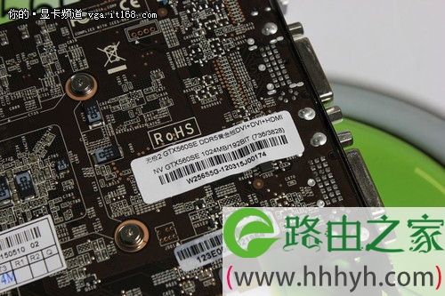 轻松畅玩游戏！双敏公版双热管GTX560SE