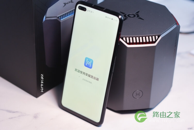 家里WiFi不稳定 卡经常掉线？荣耀猎人游戏路由评测