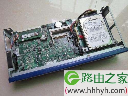 什么是软路由和硬路由，两者的区别有什么？