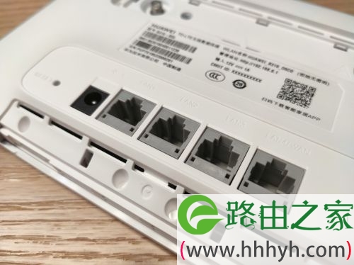 三网通吃：华为移动路由4G路由2 Pro评测