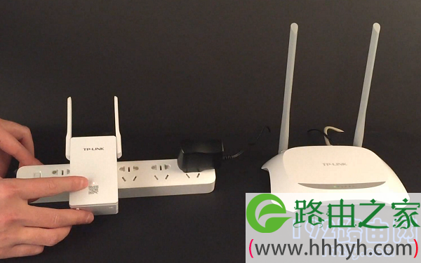 调整tplink扩展器的位置