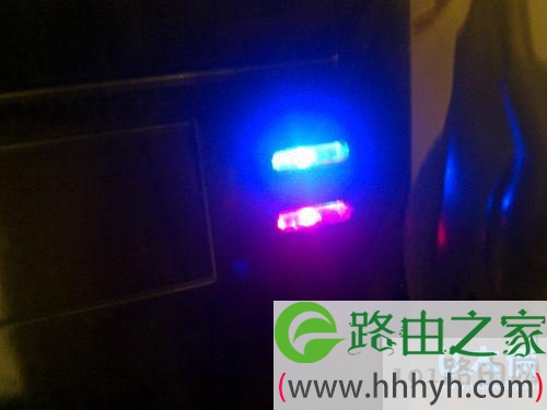 硬盘灯闪烁不停