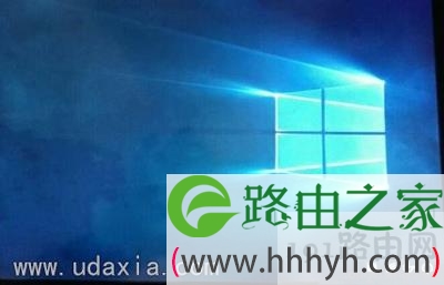 Win10系统开机卡住只显示小图标怎么办