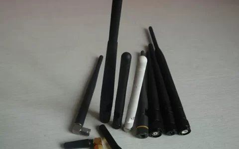 路由器是不是天线越多越好？(路由器有尽可能多的天线吗？)