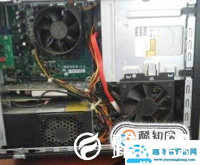 电脑开机后蓝屏怎么办？