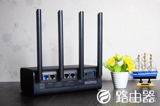 小米路由器HD真千兆、带硬盘、USB3.0、你还需要啥功能？