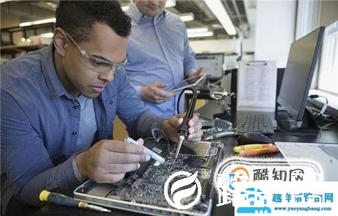 电脑硬件和软件的区别