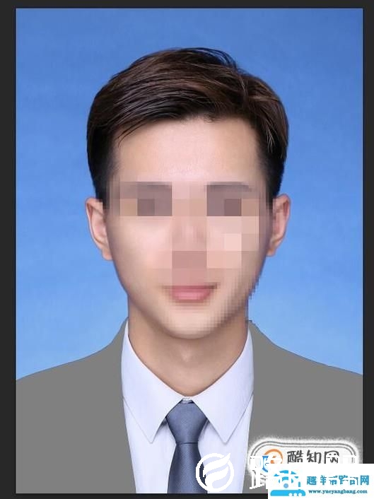 ps怎么把衣服变成黑色