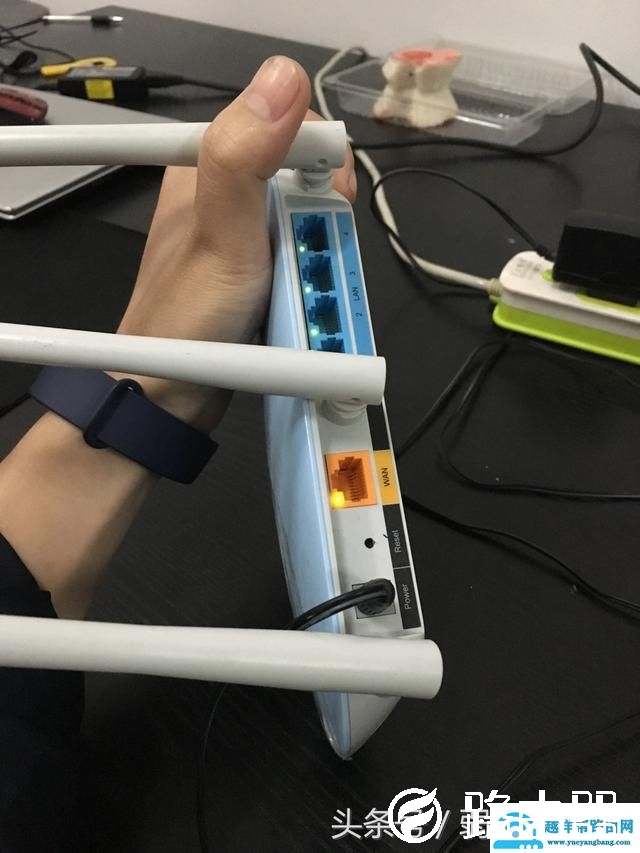 无线路由器怎么设置无线桥接