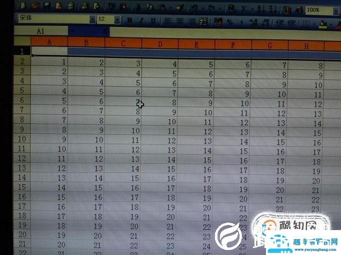 Excel怎么拖动整行和整列及其行列错位处理