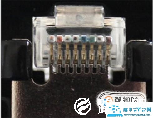 网线钳怎么夹水晶头接网线