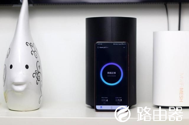 小米旗舰路由器：千兆传输超大内存，更快更稳