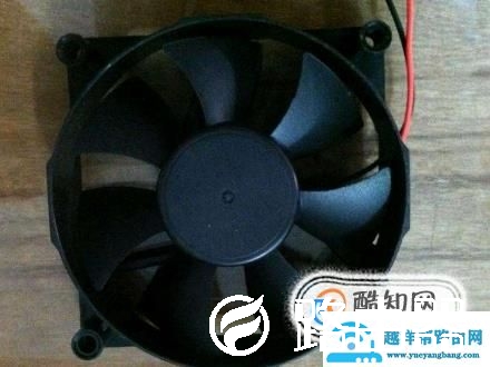 电脑出现黑屏怎么办？