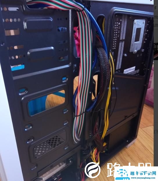 主板跟电源的线如何安装（组装电脑主机电源接线图）(17)