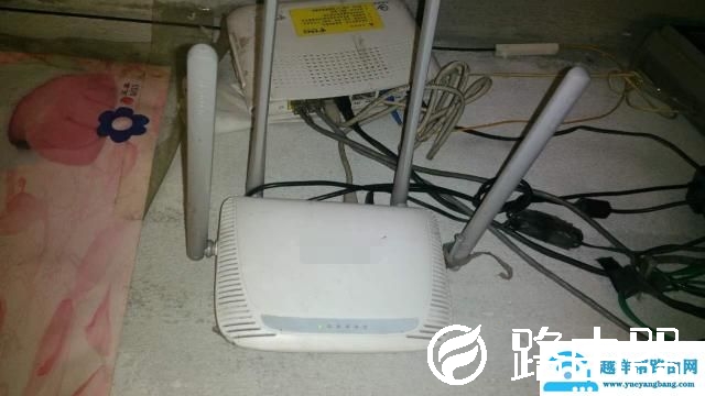 教你一分钟搞定WIFI密码修改