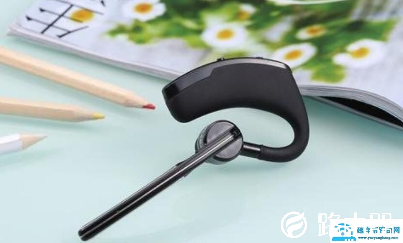 蓝牙耳机一个响一个不响怎么办