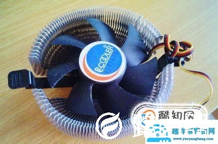 电脑怎么拆CPU风扇