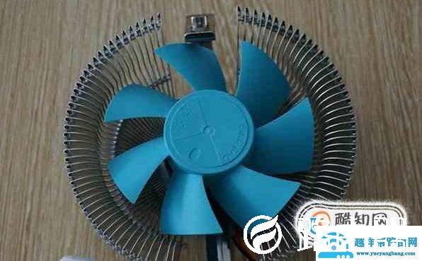 电脑怎么拆CPU风扇