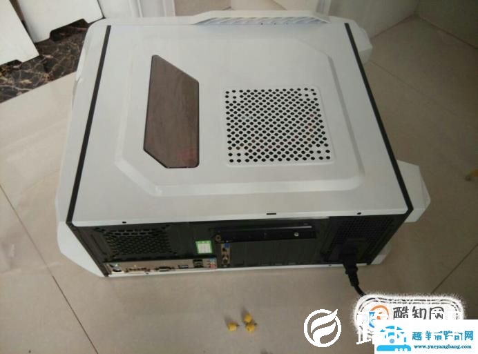 电脑显卡怎么拆