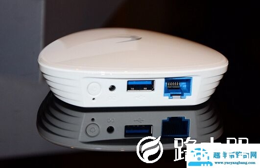 迅雷下载宝 首款家庭级网络存储器